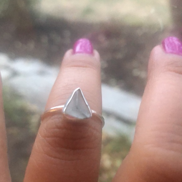 Sterling silver moonstone ring - Picture 4 of 7